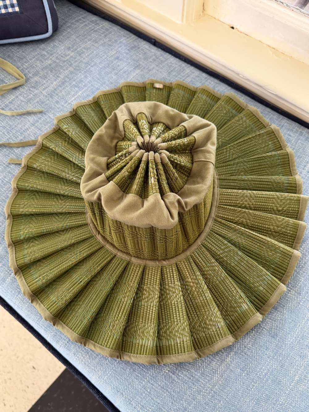 Lorna Murray straw sun hat olive green - small - Picture 4 of 8